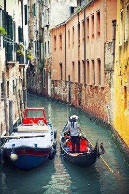Fototapete Boote auf dem venezianischen kanal