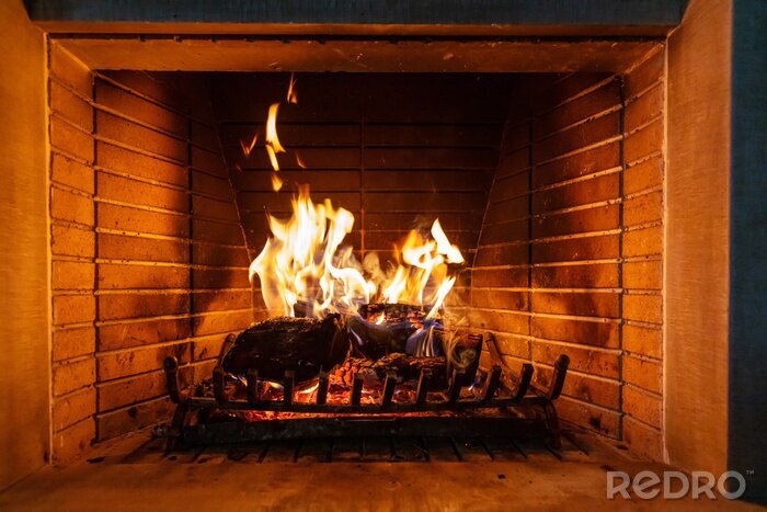 Fototapete Brennendes Holz im Kamin Nachbildung einer Feuerstelle