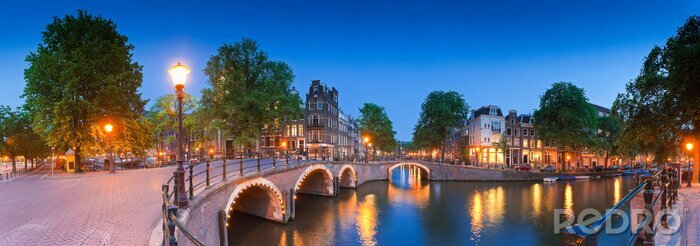 Fototapete Brücke mit Lichtern in Amsterdam