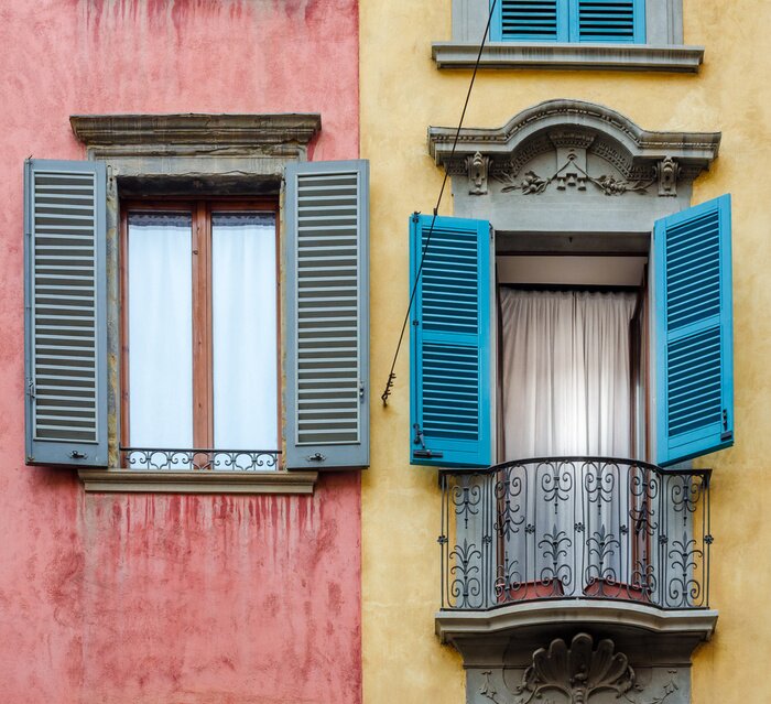 Fototapete Bunte fenster in italien