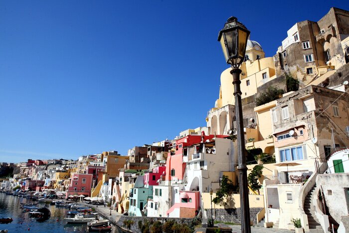 Fototapete Bunte Häuser in der Sonne