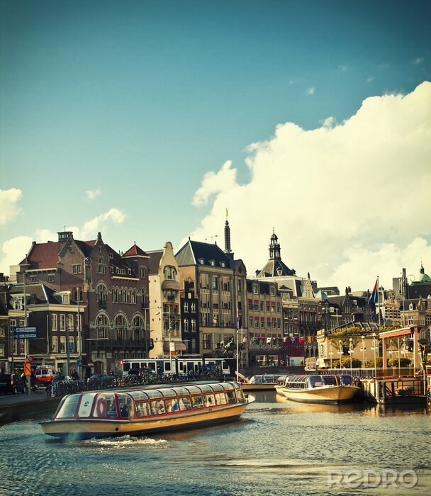 Fototapete Das sonnige Amsterdam und der Kanal