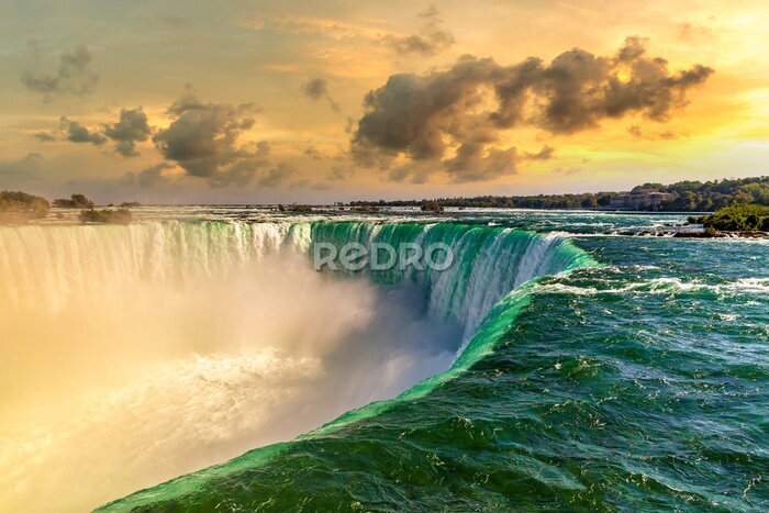 Fototapete Das türkisfarbene Wasser der Niagarafälle