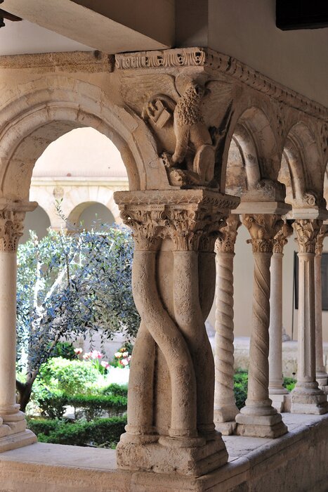 Fototapete Dekorative Säulen