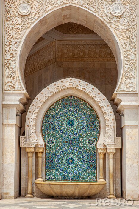 Fototapete Dekorativer Brunnen vor der Moschee