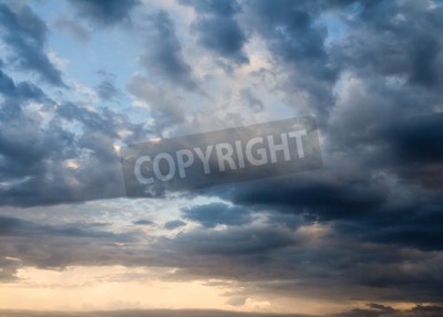 Fototapete Dunkle Wolken am Horizont