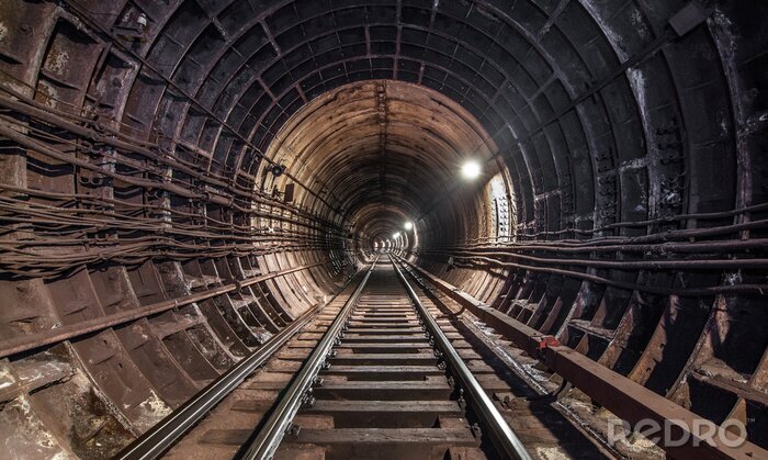Fototapete Dunkler Eisenbahntunnel 3D