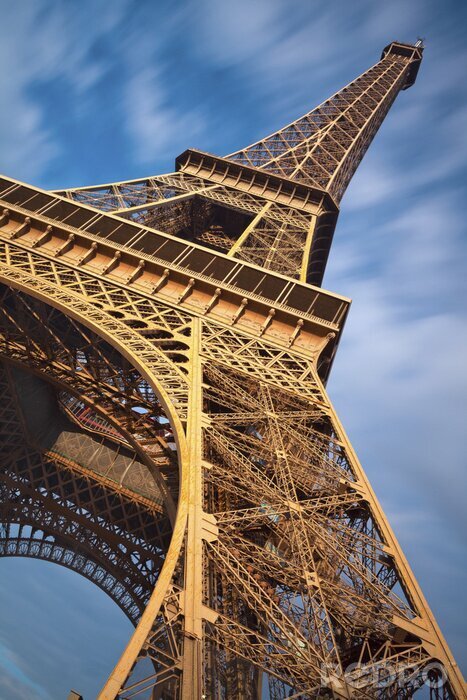 Fototapete Eiffelturm am Hintergrund des Himmels