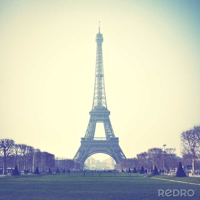 Fototapete Eiffelturm Paris im Nebel