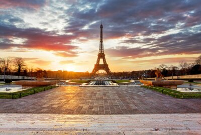 Fototapete Eiffelturm und Sonnenaufgang