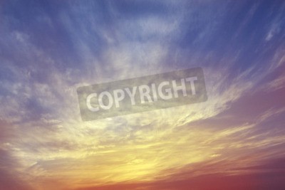 Fototapete Erleuchteter Himmel und weiße Wolken