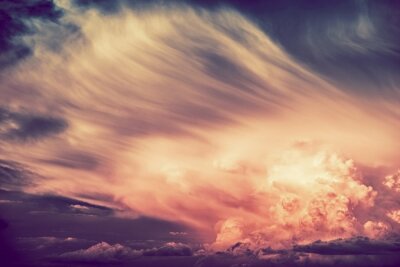 Fototapete Fließende, verschwommene Wolken