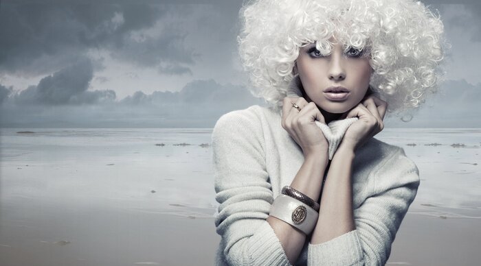 Fototapete Frau mit üppigen Locken