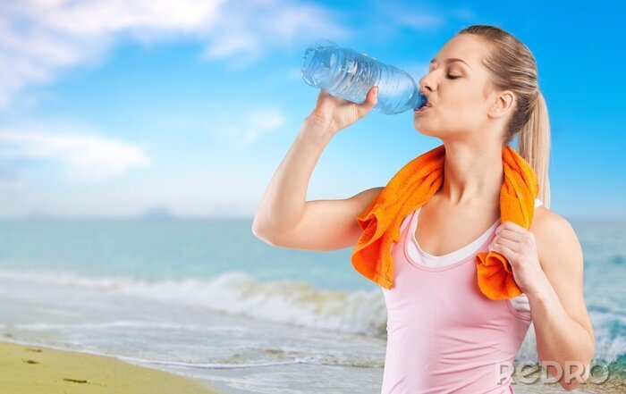 Fototapete Frau mit Wasser Fitness