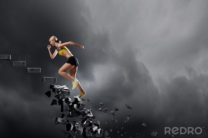 Fototapete Frau rennt bröckelnde Treppe hinauf