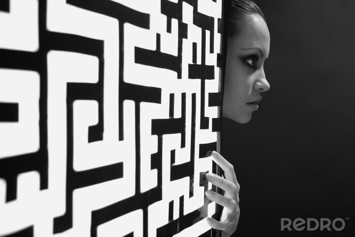 Fototapete Frau und schwarz-weißes Muster