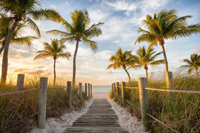 Fototapete Fußgängerbrücke zum Smathers Beach bei Sonnenaufgang - Key West, Florida