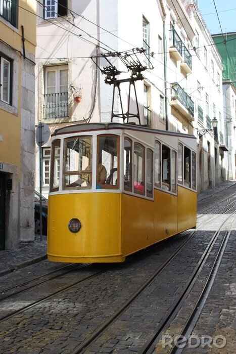 Fototapete Gelbe Straßenbahn in Lissabon