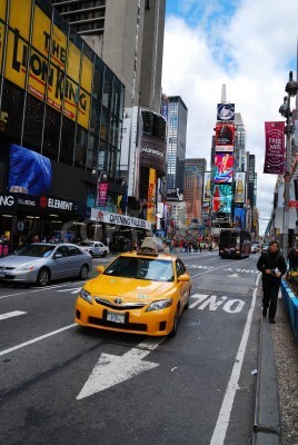 Fototapete Gelbes Taxi bei Times Square