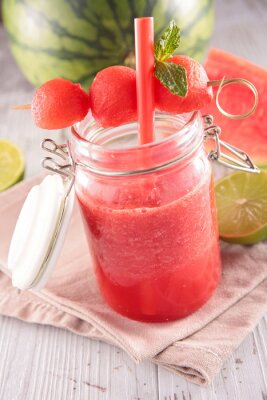 Fototapete Getränk aus Wassermelone im Glas