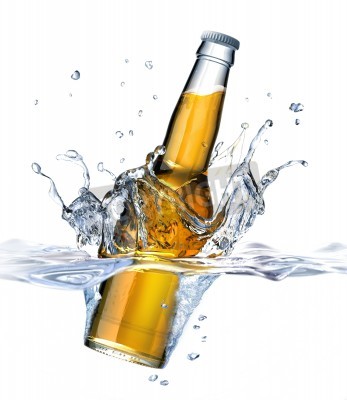Fototapete Getränke in Flaschen im Wasser