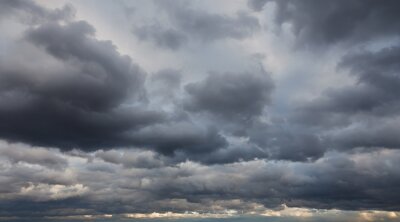 Fototapete Graue schwebende Wolken
