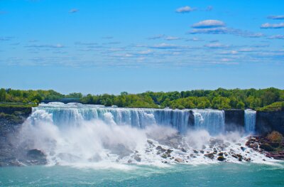 Fototapete Großer Wasserfall und schäumendes Wasser