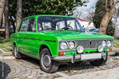 Fototapete Grünes Retro-Auto