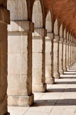 Fototapete Historische Säulen im Palast