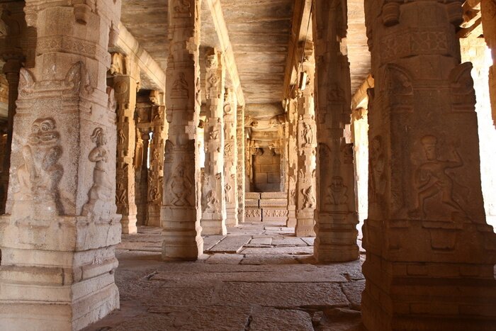 Fototapete Historische Säulen in Indien