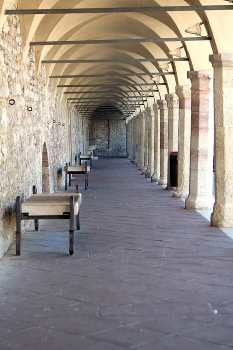 Fototapete Historische steinige Marmor-Säulen