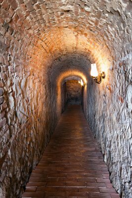 Fototapete Historischer Backsteintunnel