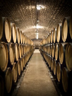 Fototapete Holz-Weinfässer im Keller