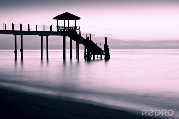 Fototapete Holzbrücke am Wasser