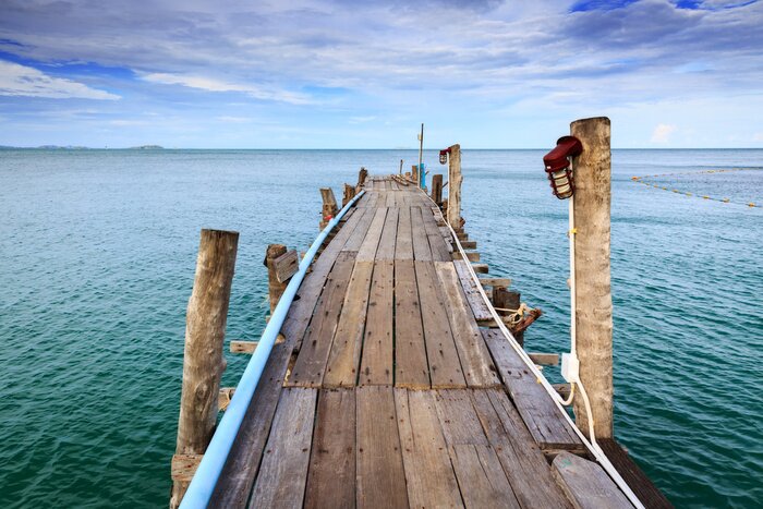 Fototapete Holzsteg in Meerlandschaft