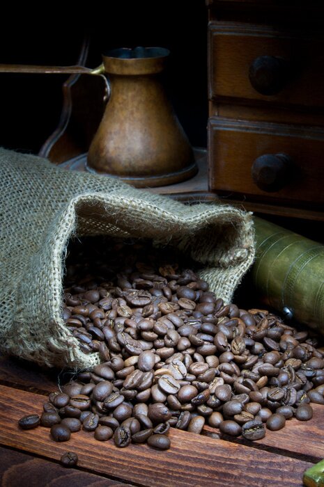 Fototapete Kleine Kaffeebohnen im Sack