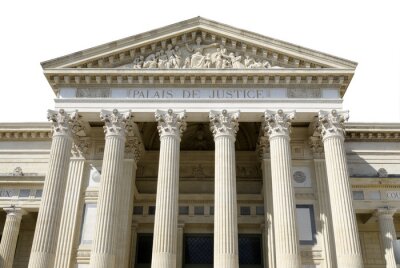 Fototapete Korinthische Säulen bei Gerichtshof