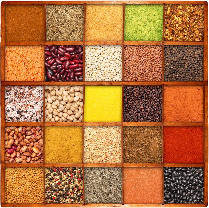 Fototapete Kräuter und Gewürze im Behälter