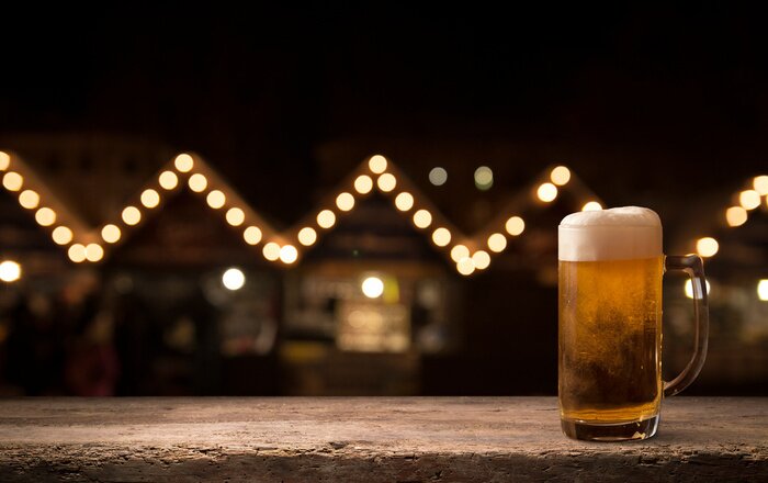 Fototapete Krug Bier im Pub