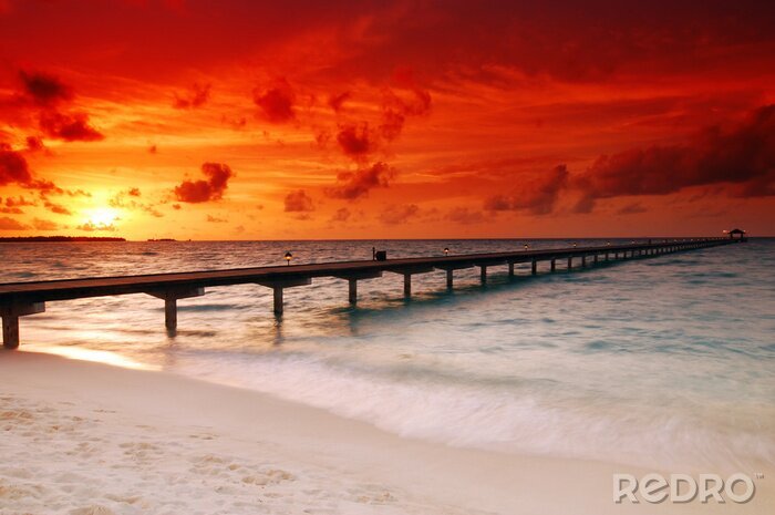 Fototapete Landschaft des roten Himmels am Meer