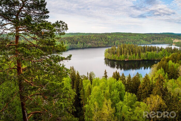 Fototapete Landschaft mit See in Finnland