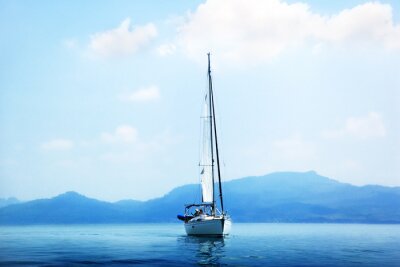 Fototapete Landschaft mit Yacht
