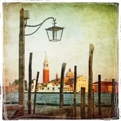 Laterne am Steg in Venedig