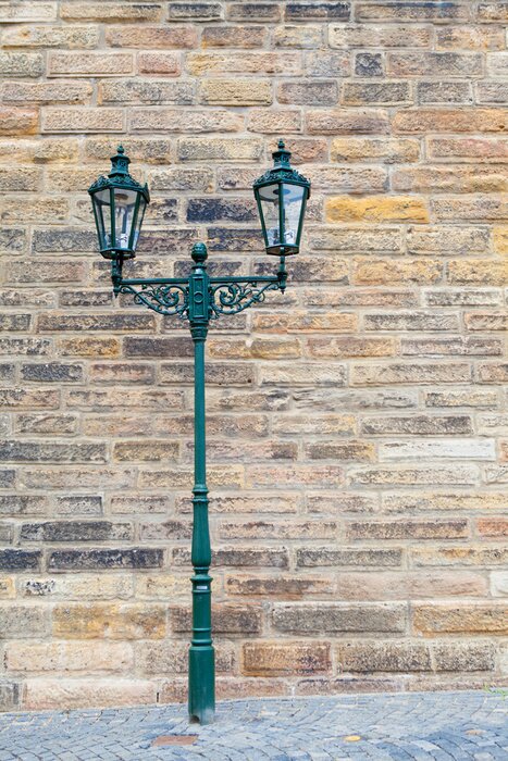 Fototapete Laterne bei Ziegelmauer