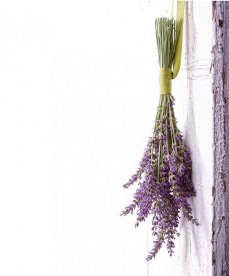 Lavendelbouquet herunter gehängt