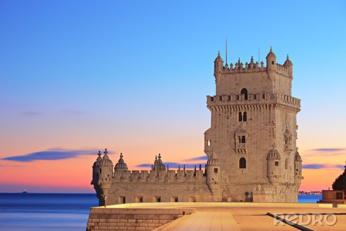 Fototapete Lissabon und Belem-Turm am Fluss