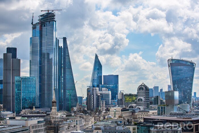 Fototapete London mit modernen Wolkenkratzern