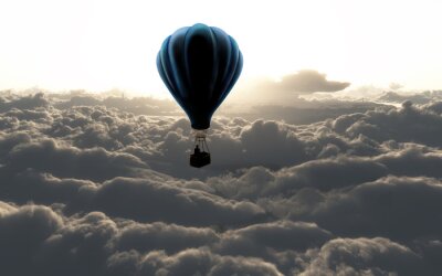 Fototapete Luftballon in den Wolken