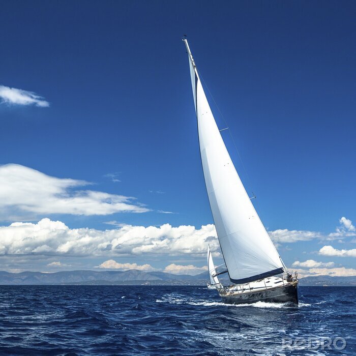 Fototapete Luxussegelboot auf Meer