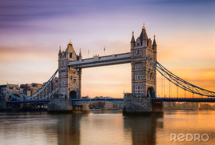 Fototapete Märchenhafte Atmosphäre und London Bridge